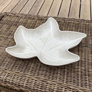 Ivory Stoneware Leaf Tray Bowl Country Originals